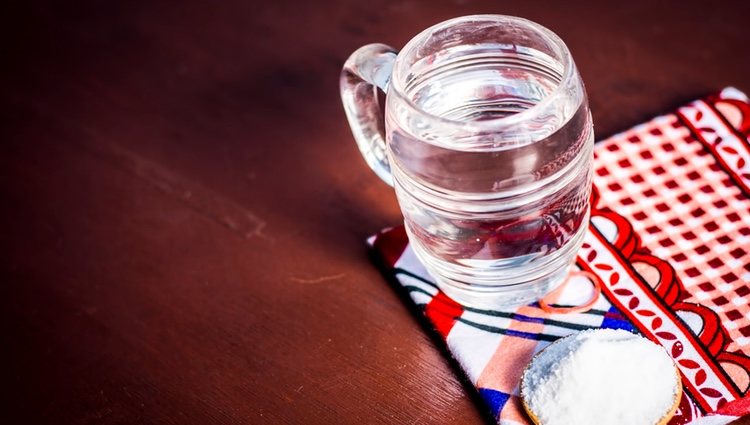 El agua y la sal te ayudarán contra el mal de ojo