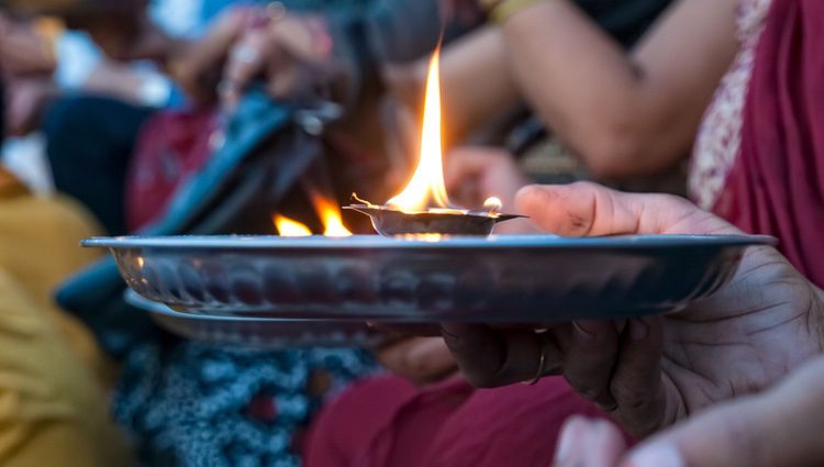 La magia negra usa las velas negras los jueves para los aspectos más negativos