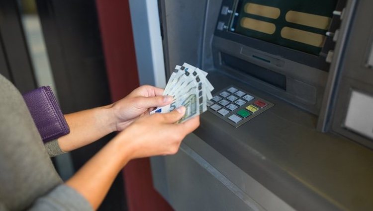 Establece prioridades a la hora de gastar tu dinero